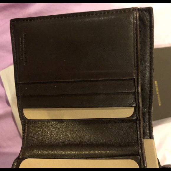 Bottega vaneta classic wallet - Picture 6 of 9
